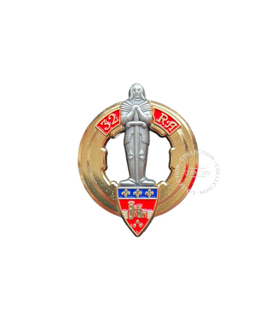 Insigne/Badge/Pucelle Militaire Français 32 ème RA Régiment d’Artillerie Arthus Bertrand Édition Atlas.