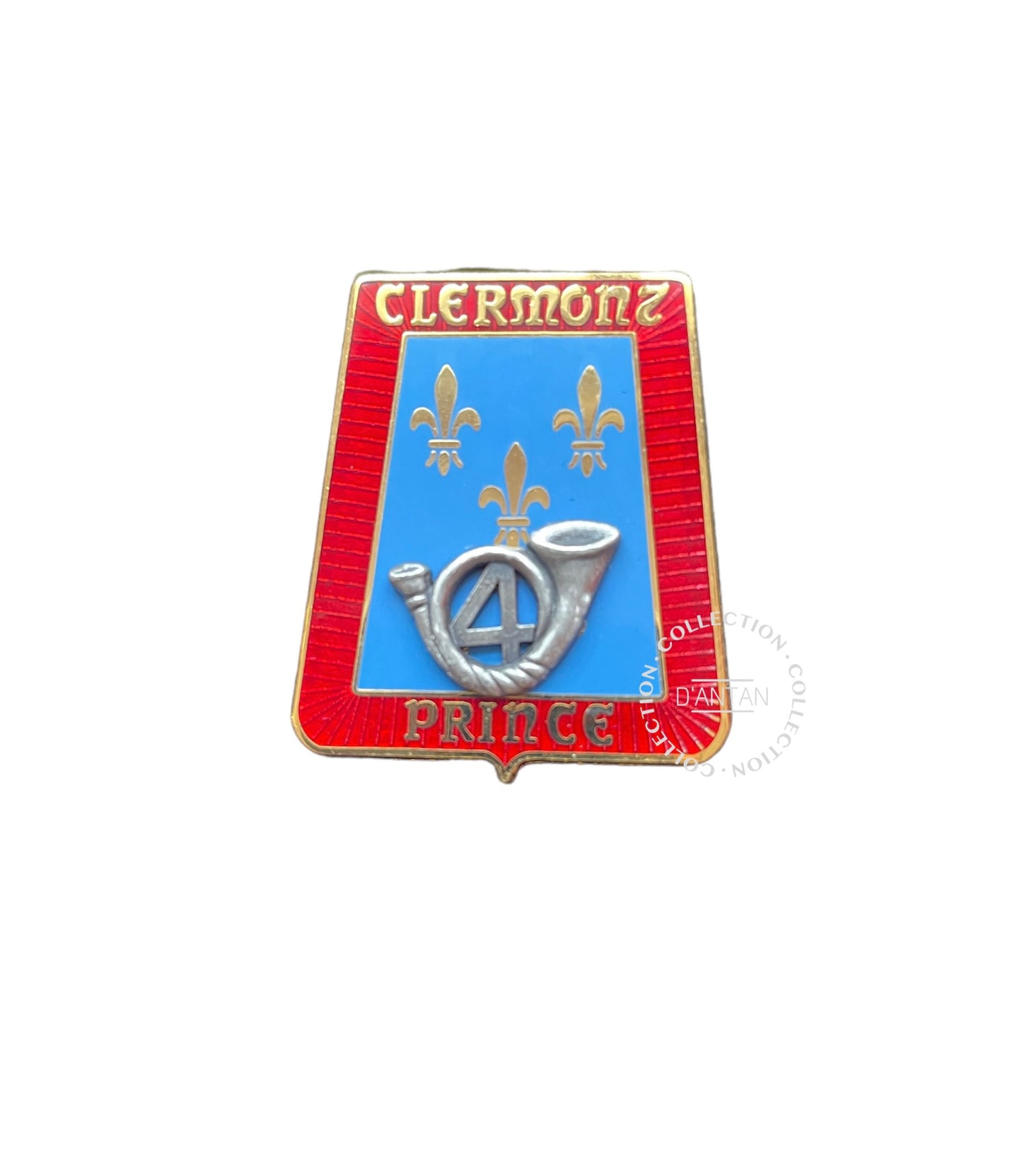 Insigne/Badge/Pucelle Militaire Français 4 ème RCH Régiment de Chasseurs « Clermont Prince » Arthus Bertrand Édition Atlas.