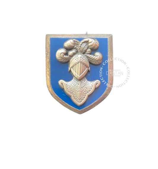 Insigne/Badge/Pucelle Militaire Français École d’Application ABC Arthus Bertrand Édition Atlas.