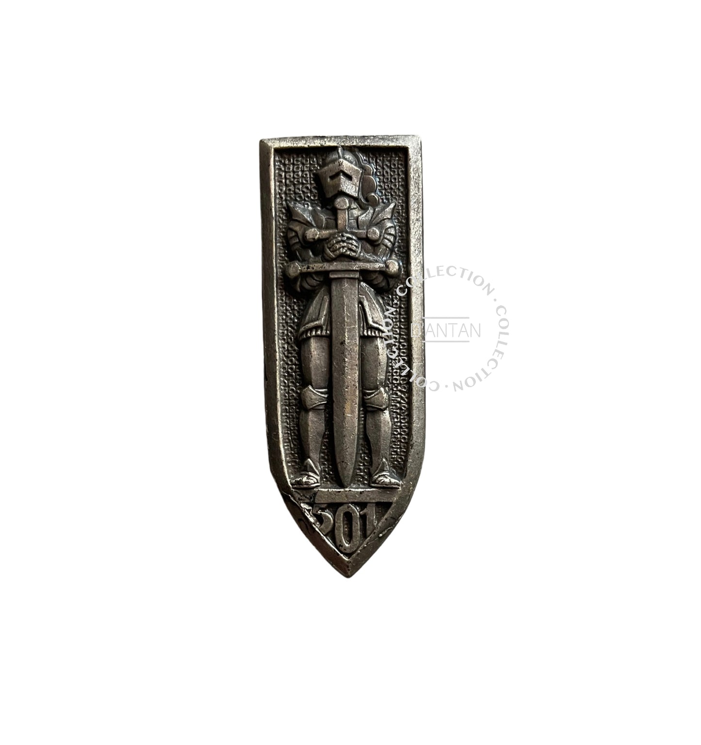 Insigne/Badge/Pucelle Militaire Français 501 ème RCC Régiment de Chars de Combat Drago Paris