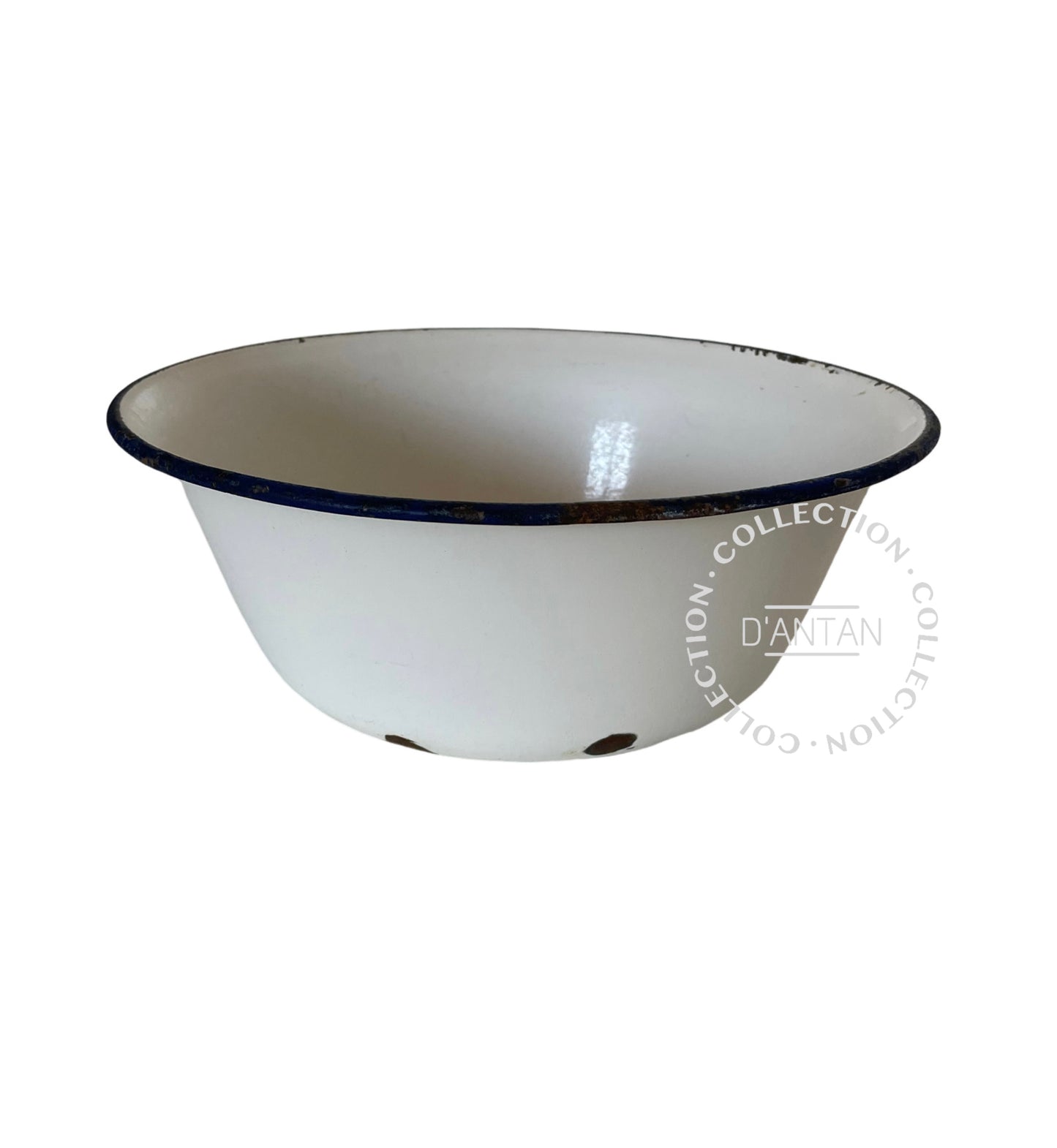 White and Blue Enameled Basin Diameter 29cm